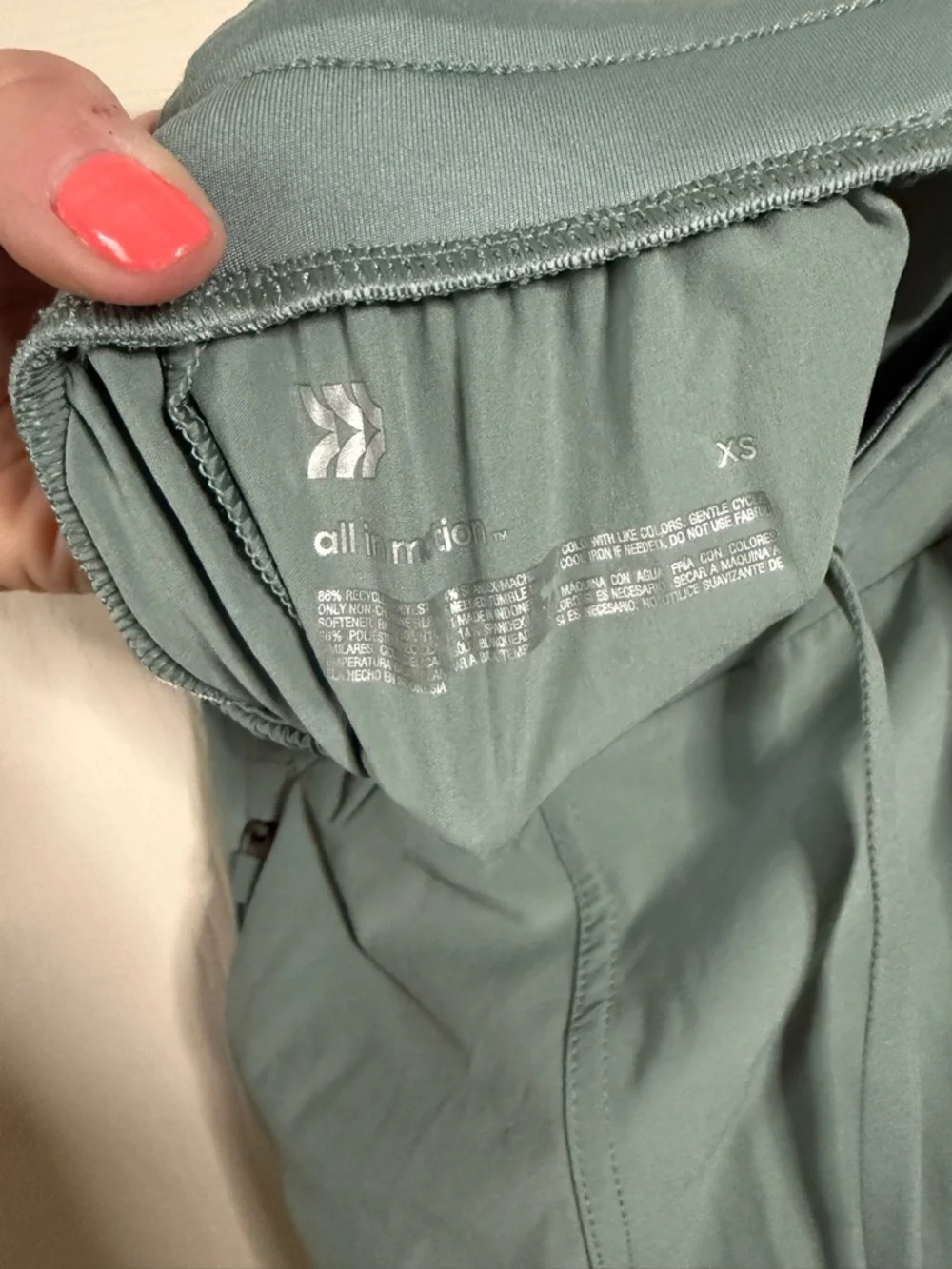 All in Motion Women’s Green Athletic Drawstring Woven Mid Rise Shorts XS NEW